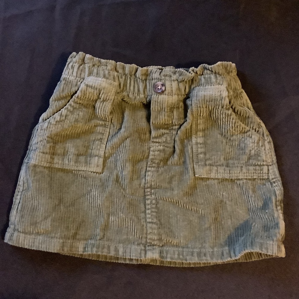 Kids size 2T green corduroy skirt from Old Navy